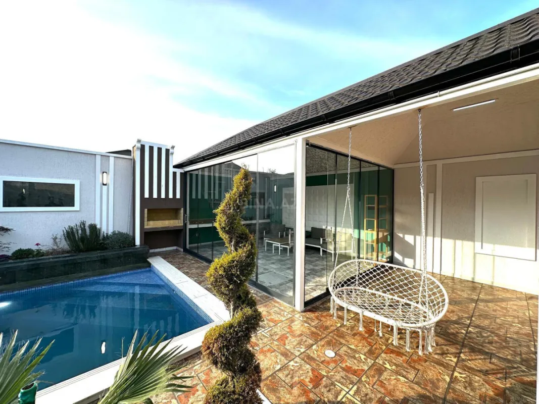 Satılır 4 otaqlı həyət evi 185 m²