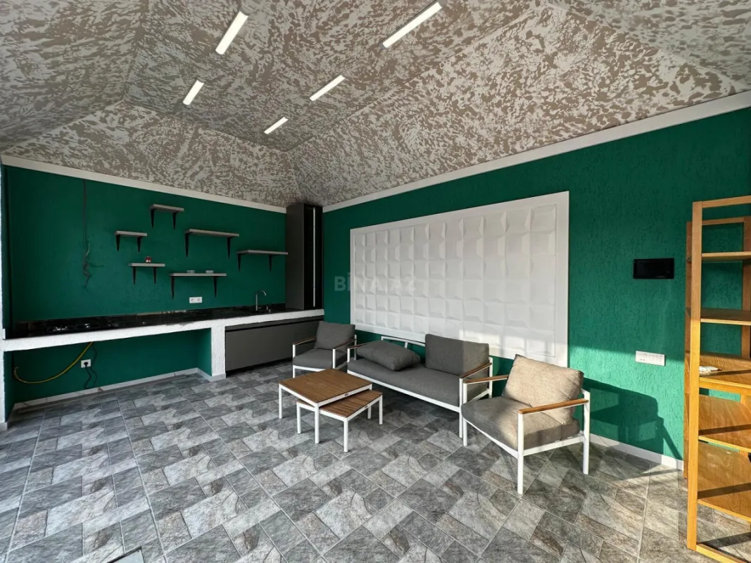 Satılır 4 otaqlı həyət evi 185 m²