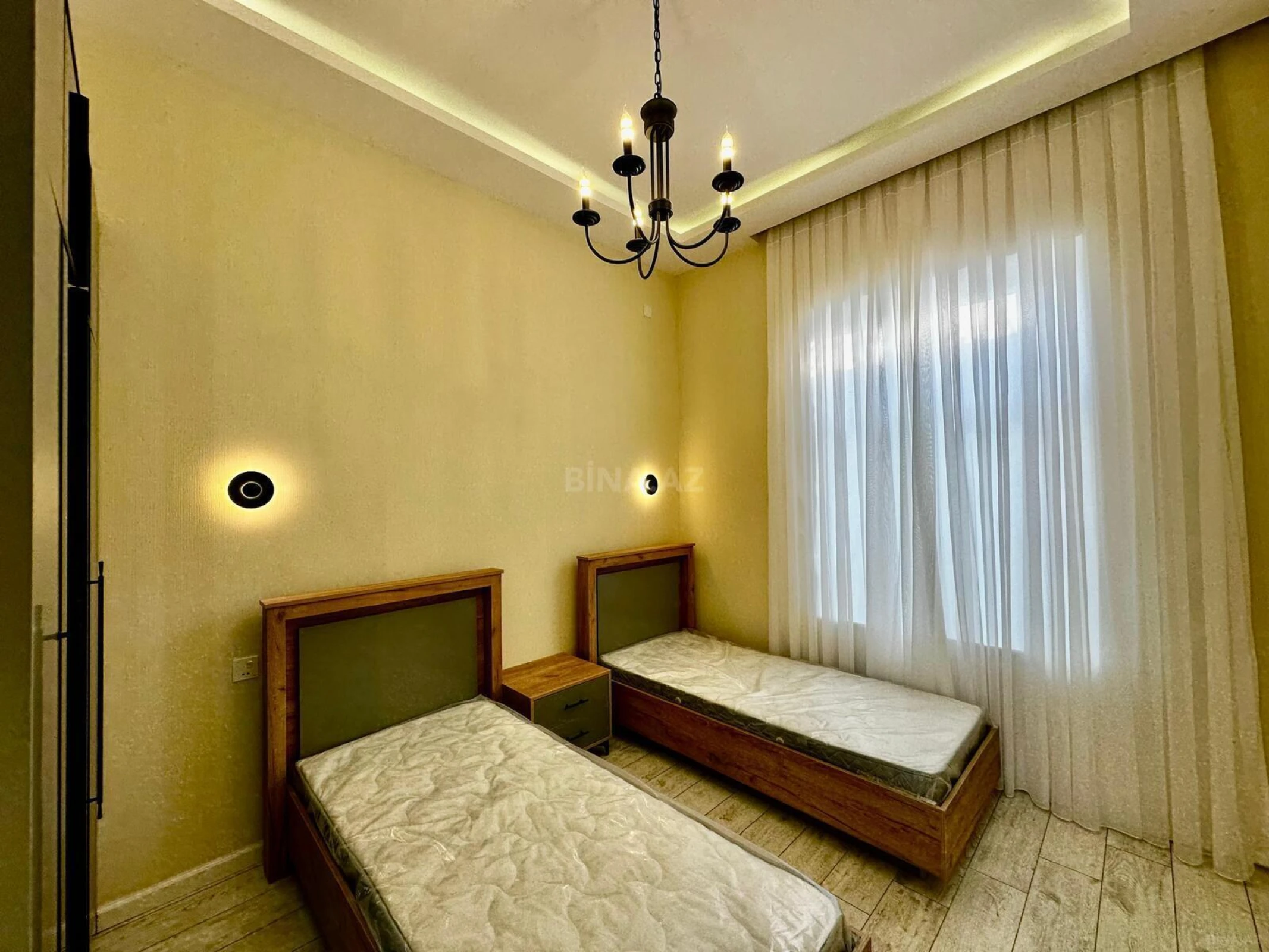 Satılır 4 otaqlı həyət evi 185 m²