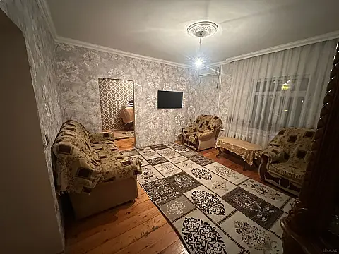 Satılır 4 otaqlı mənzil 100 m²