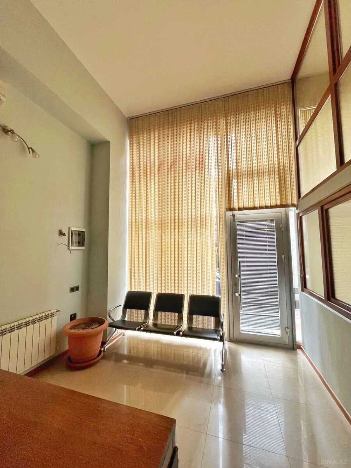 Kirayə verilir 5 otaqlı ofis 100 m²