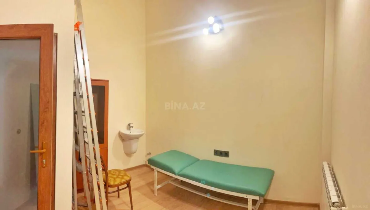 Kirayə verilir 5 otaqlı ofis 100 m²