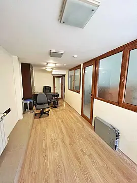 Kirayə verilir 5 otaqlı ofis 100 m²