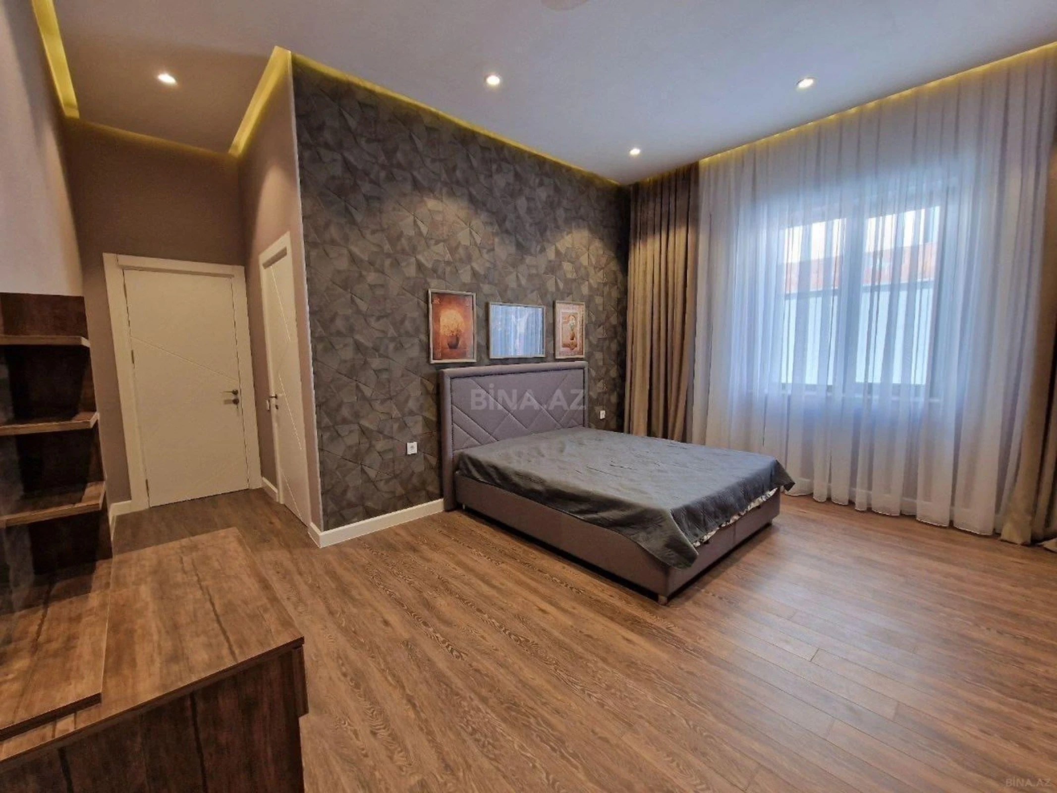 Kirayə verilir 4 otaqlı həyət evi 240 m²
