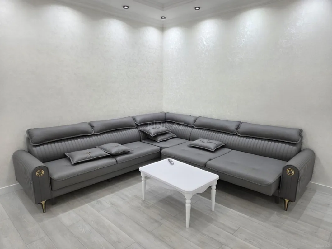 Kirayə verilir 5 otaqlı həyət evi 380 m²