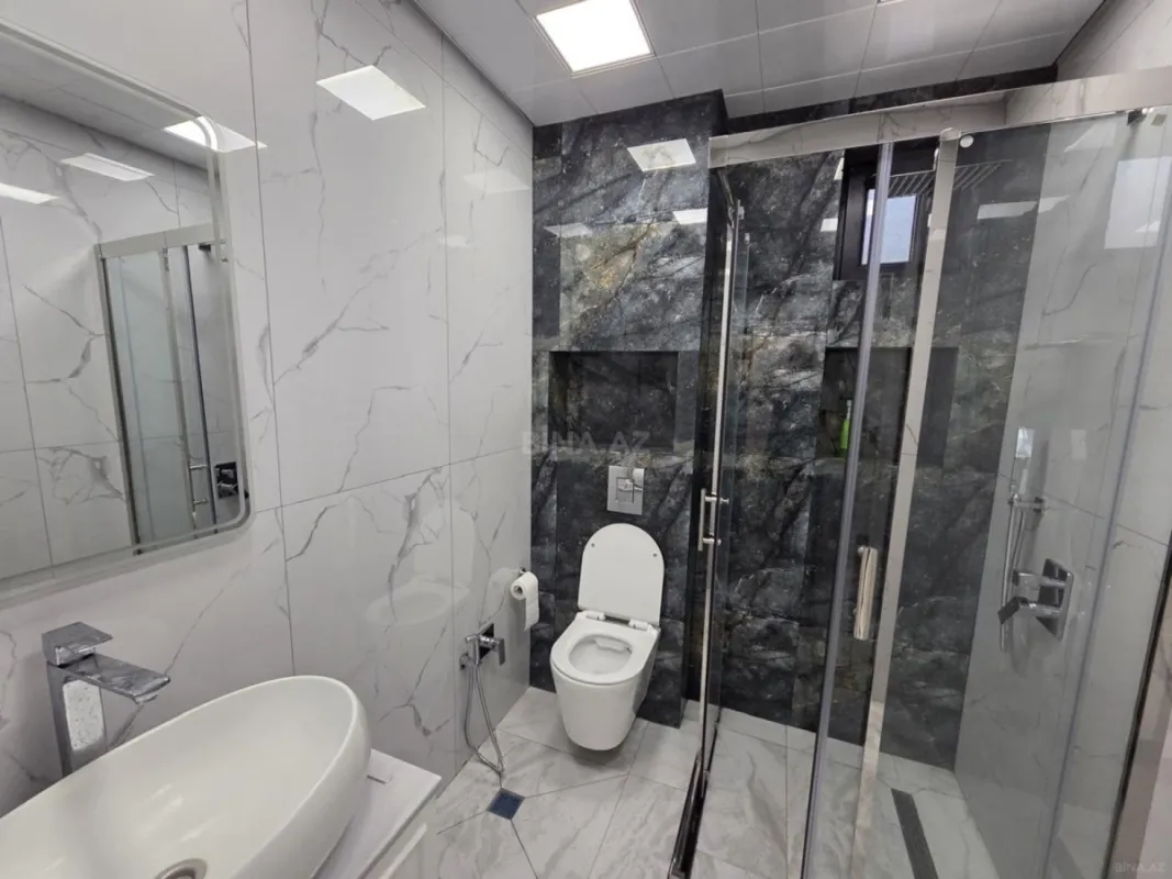 Kirayə verilir 5 otaqlı həyət evi 380 m²