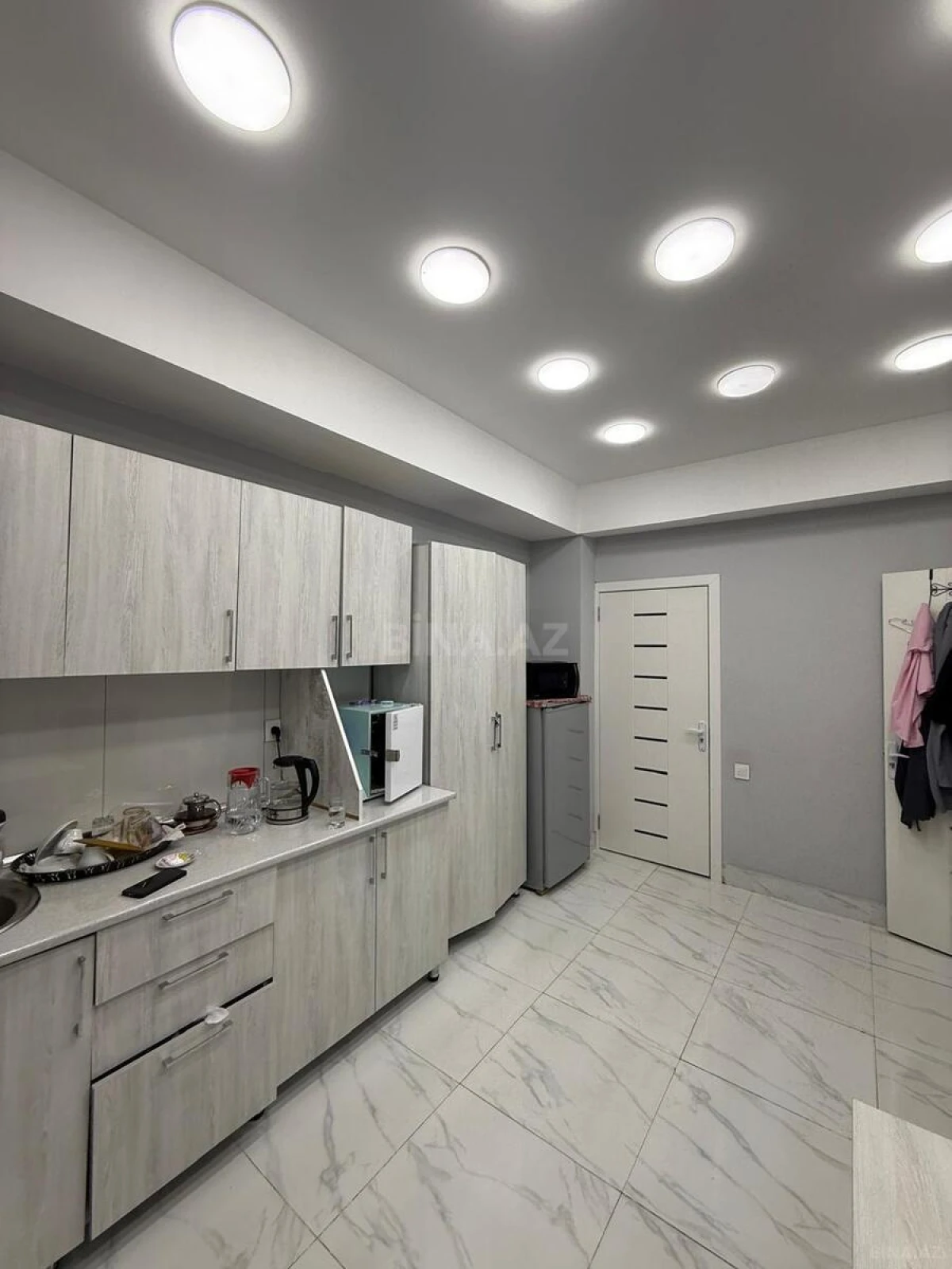 Kirayə verilir obyekt 110 m²