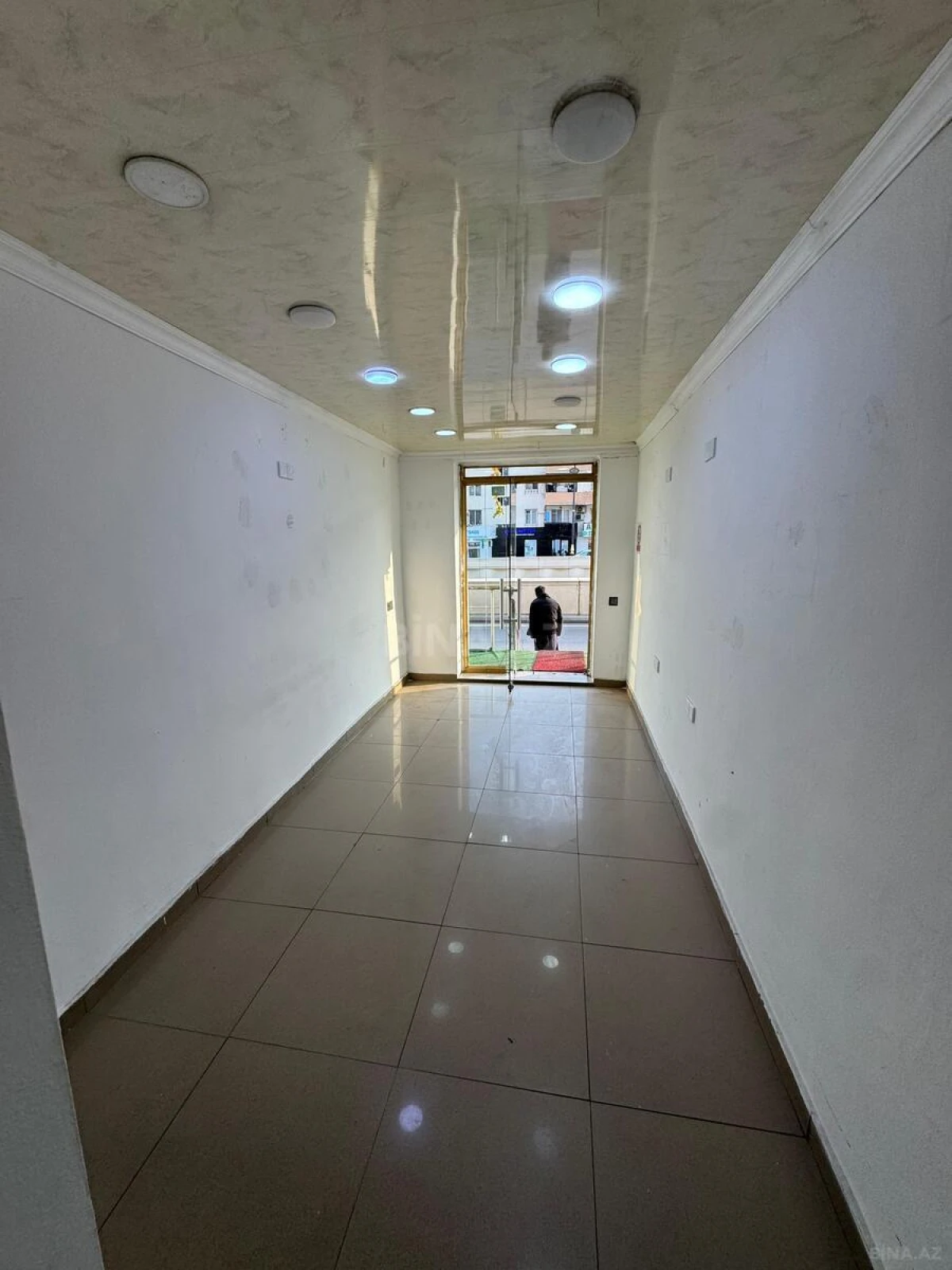 Kirayə verilir obyekt 100 m²