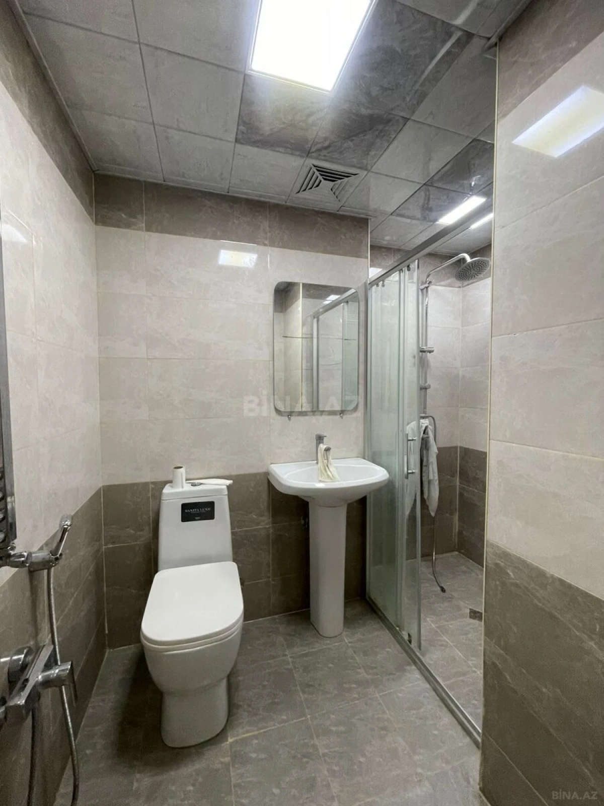 Kirayə verilir 3 otaqlı mənzil 100 m²