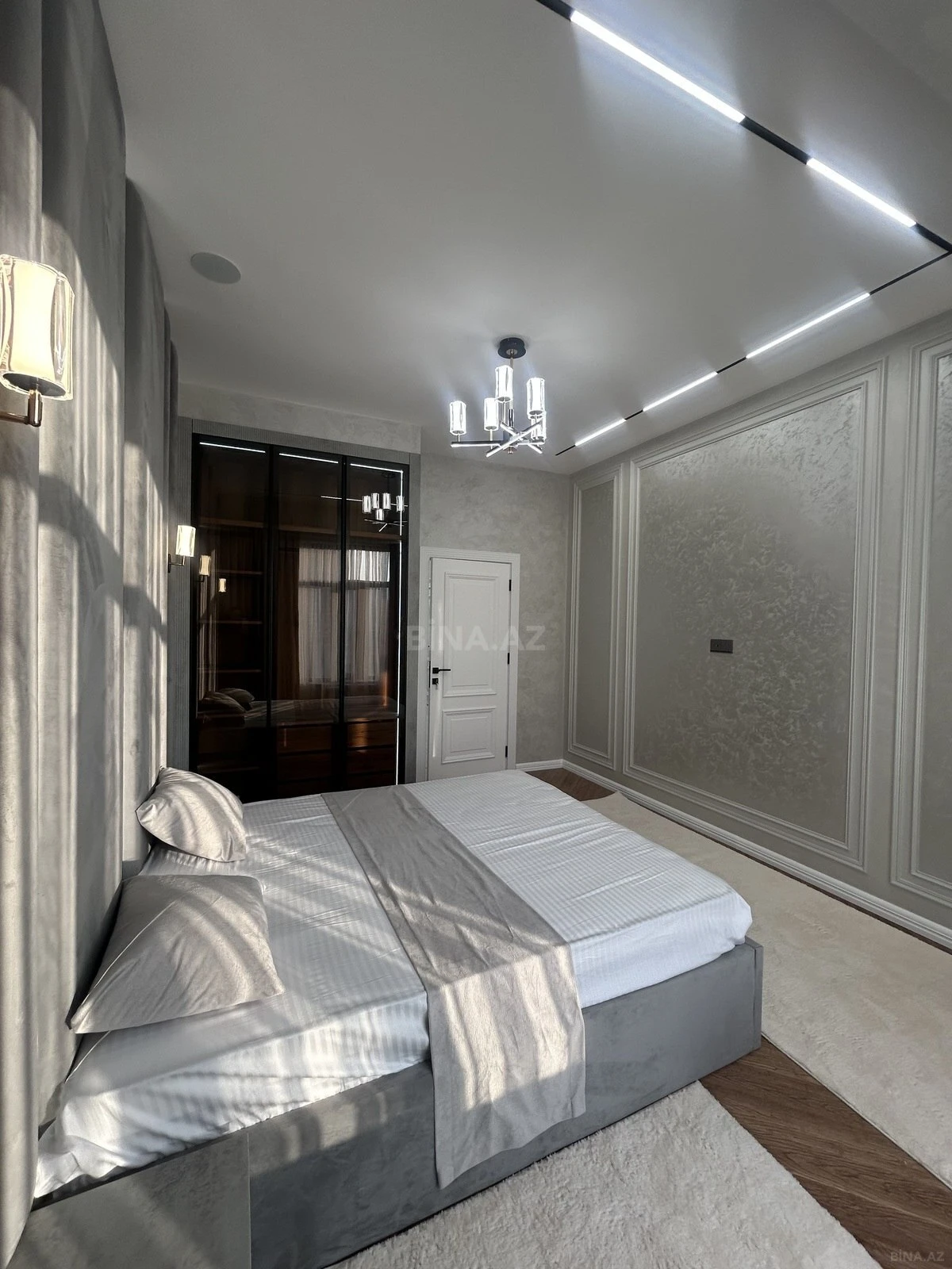 Satılır 2 otaqlı mənzil 68 m²