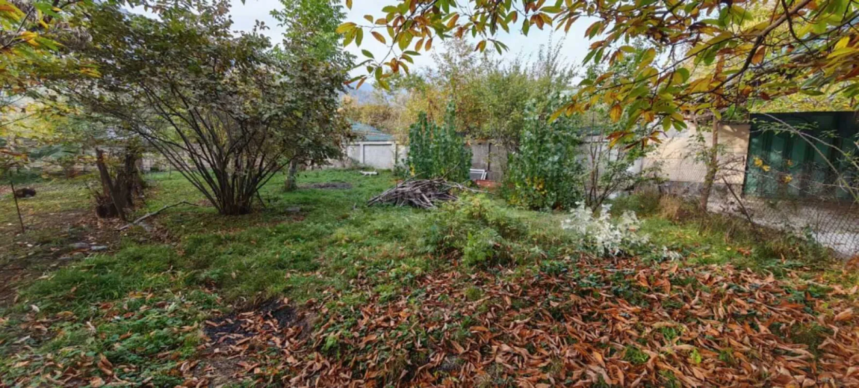 Satılır torpaq sahəsi 4 m²