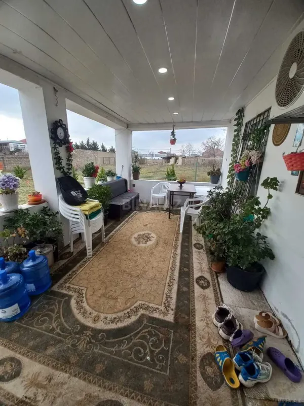 Satılır 3 otaqlı həyət evi 100 m²