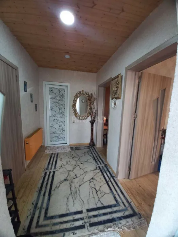 Satılır 3 otaqlı həyət evi 100 m²