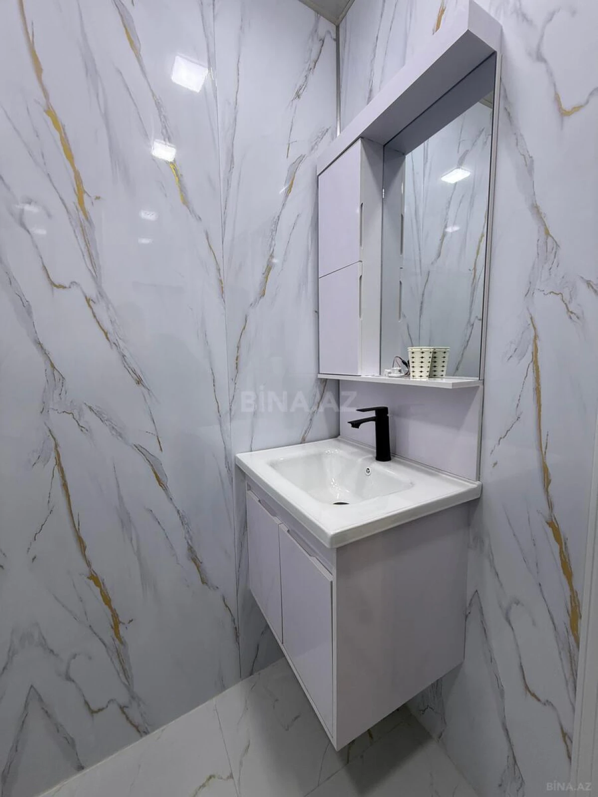 Satılır 3 otaqlı mənzil 60 m²