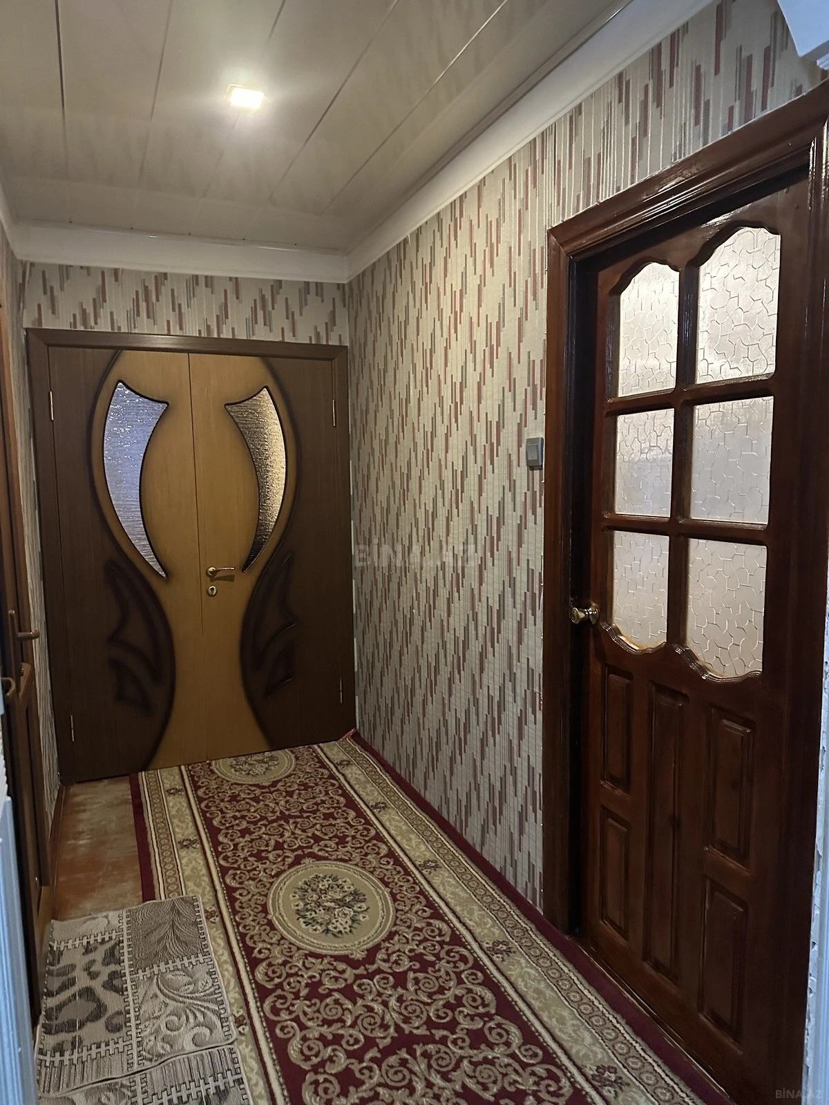 Satılır 5 otaqlı mənzil 110 m²