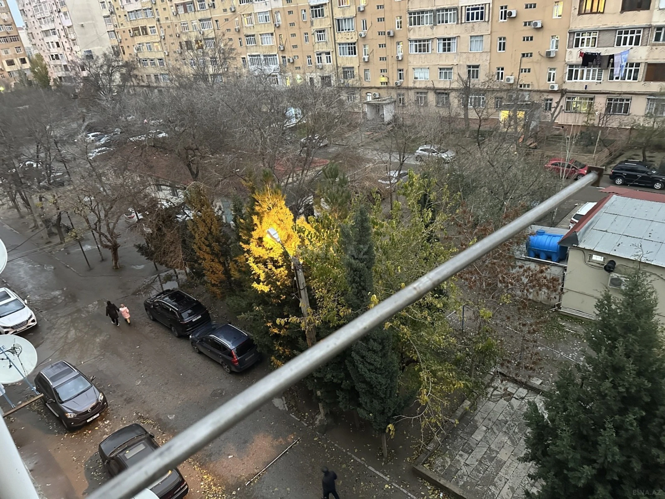 Satılır 5 otaqlı mənzil 110 m²