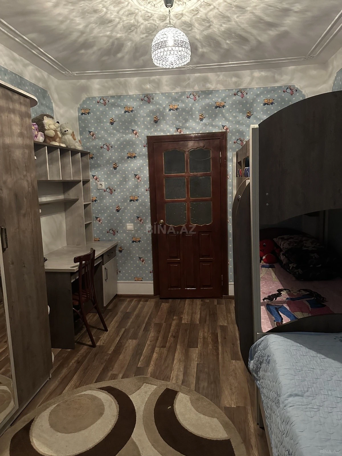 Satılır 5 otaqlı mənzil 110 m²