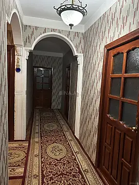 Satılır 5 otaqlı mənzil 110 m²
