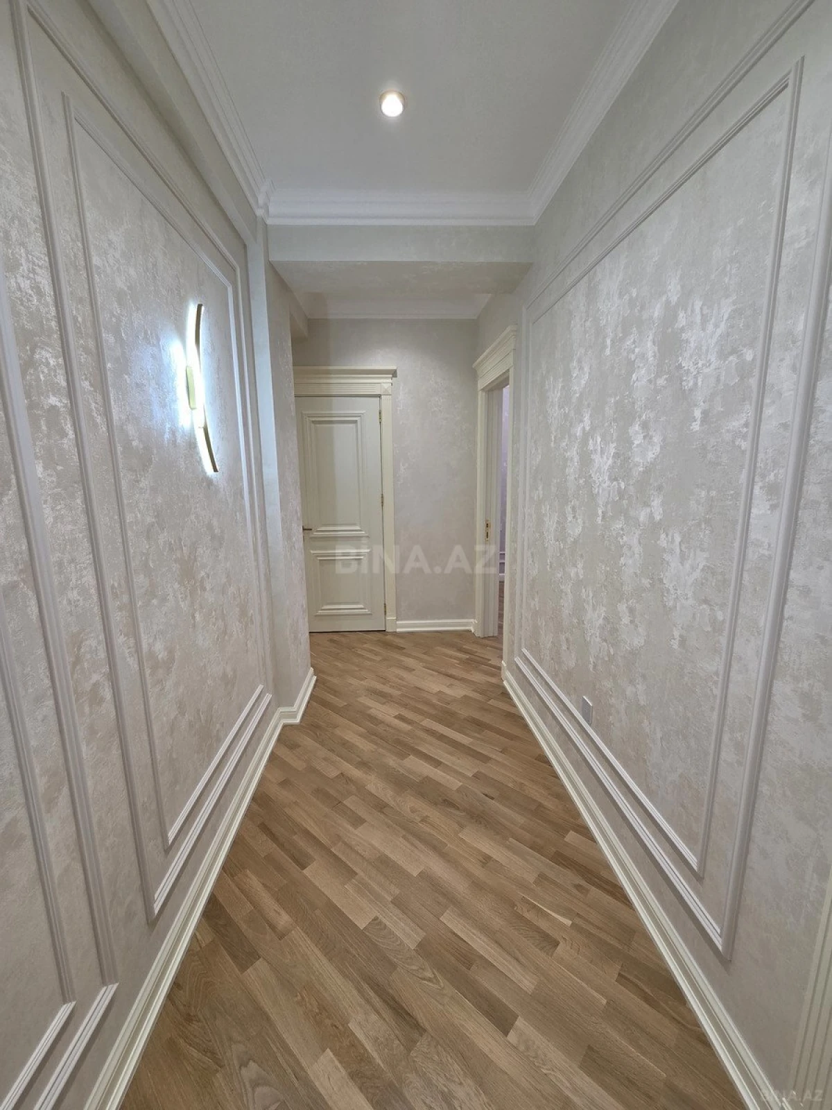 Satılır 2 otaqlı mənzil 80 m²