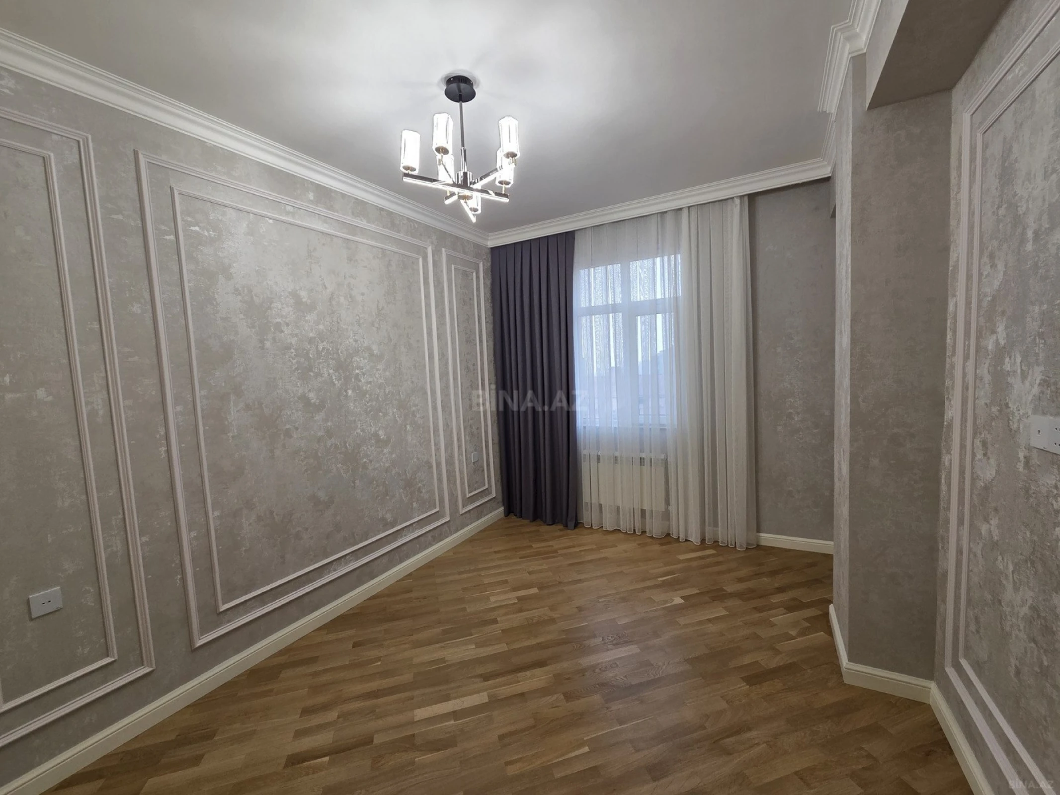 Satılır 2 otaqlı mənzil 80 m²