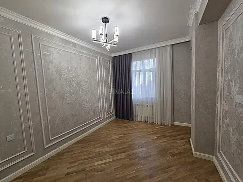 Satılır 2 otaqlı mənzil 80 m²