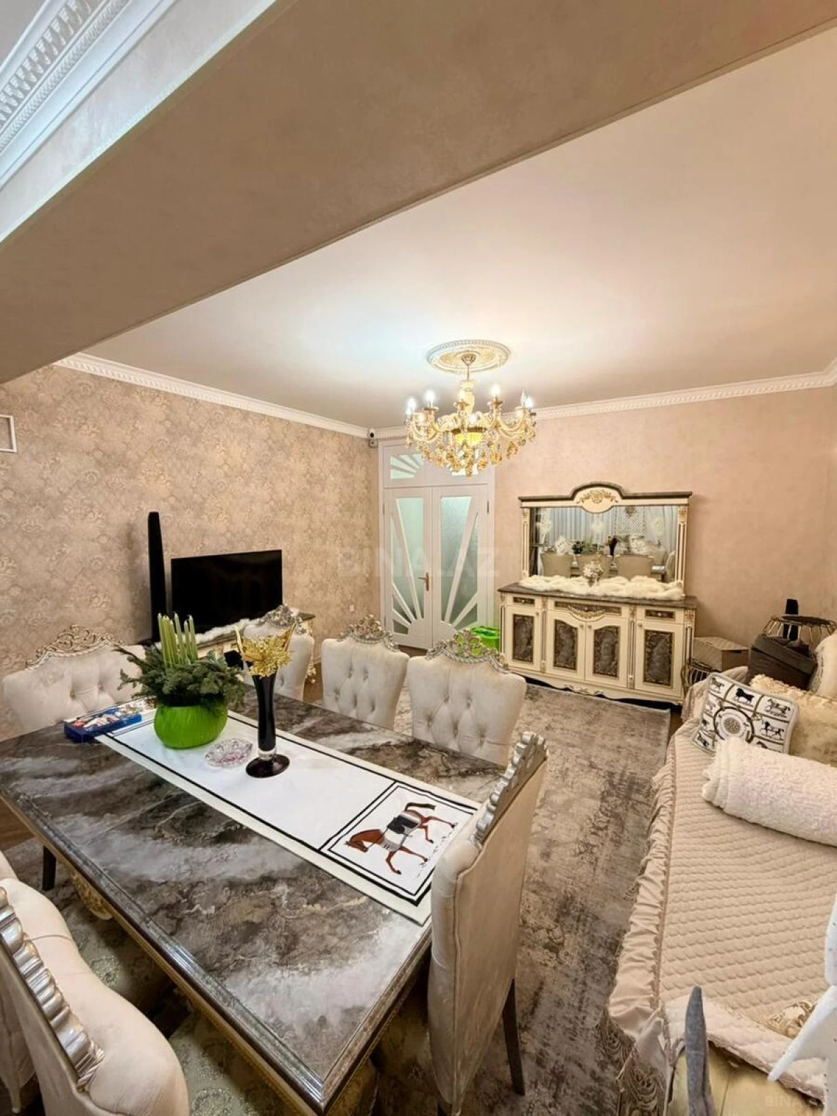 Satılır 2 otaqlı mənzil 80 m²