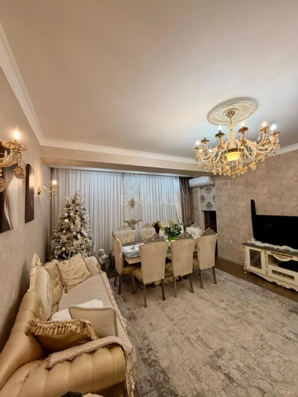 Satılır 2 otaqlı mənzil 80 m²