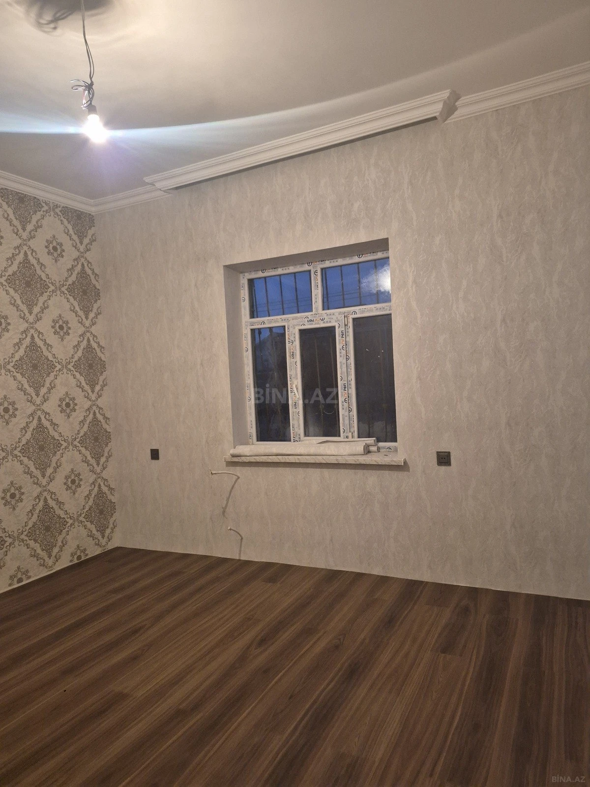 Satılır 4 otaqlı həyət evi 195 m²