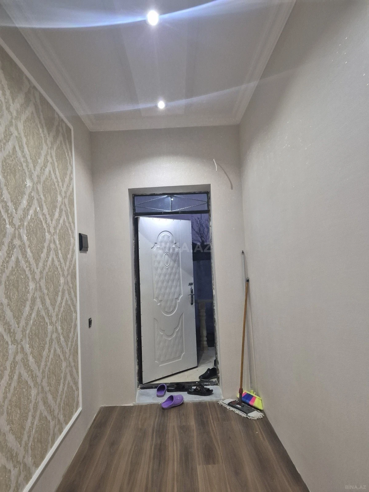Satılır 4 otaqlı həyət evi 195 m²