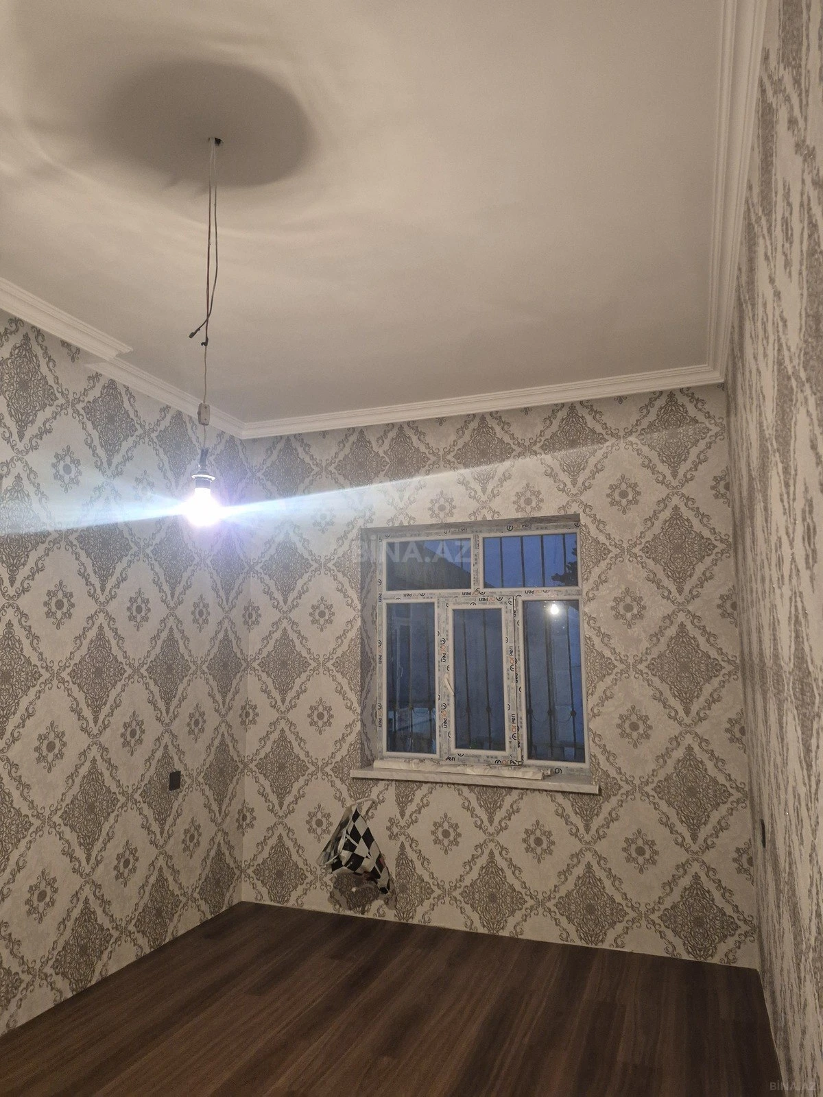 Satılır 4 otaqlı həyət evi 195 m²