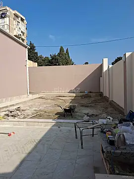 Satılır 4 otaqlı həyət evi 195 m²