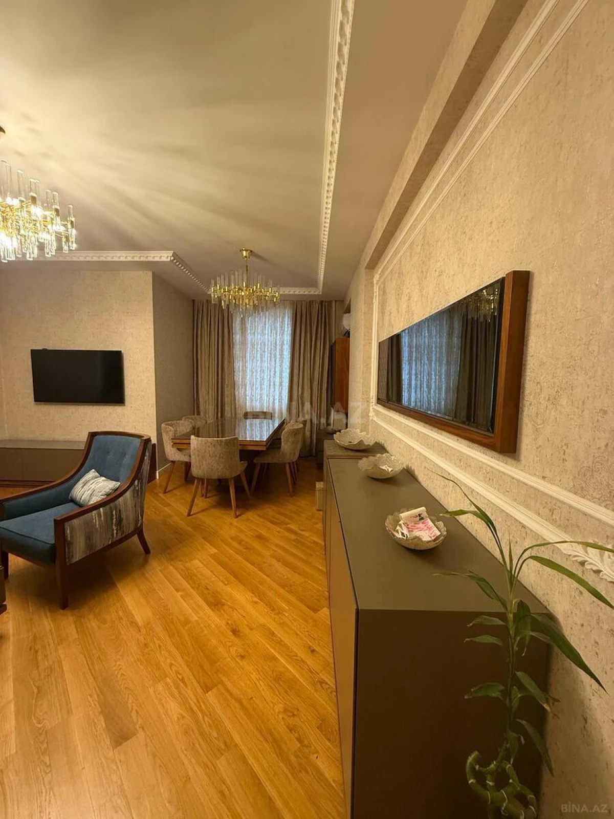 Satılır 3 otaqlı mənzil 123 m²