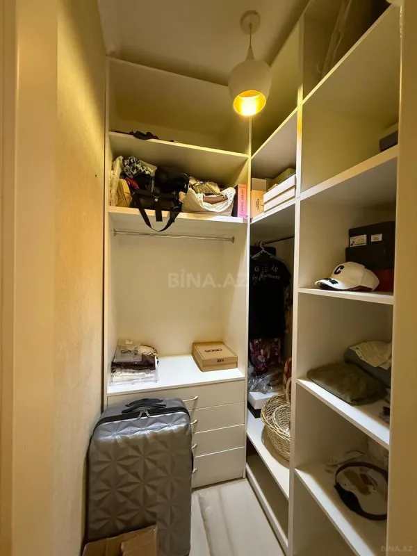 Satılır 3 otaqlı mənzil 123 m²