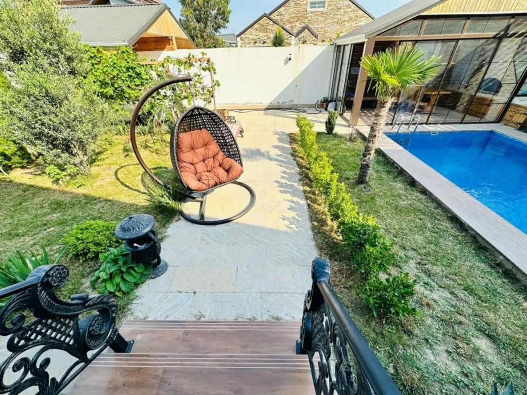 Kirayə verilir 4 otaqlı həyət evi 200 m²