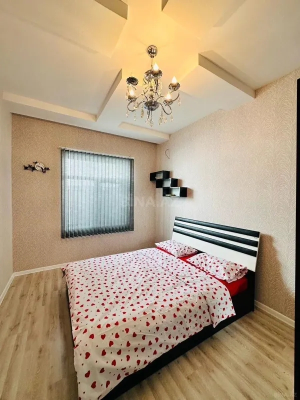 Kirayə verilir 4 otaqlı həyət evi 200 m²