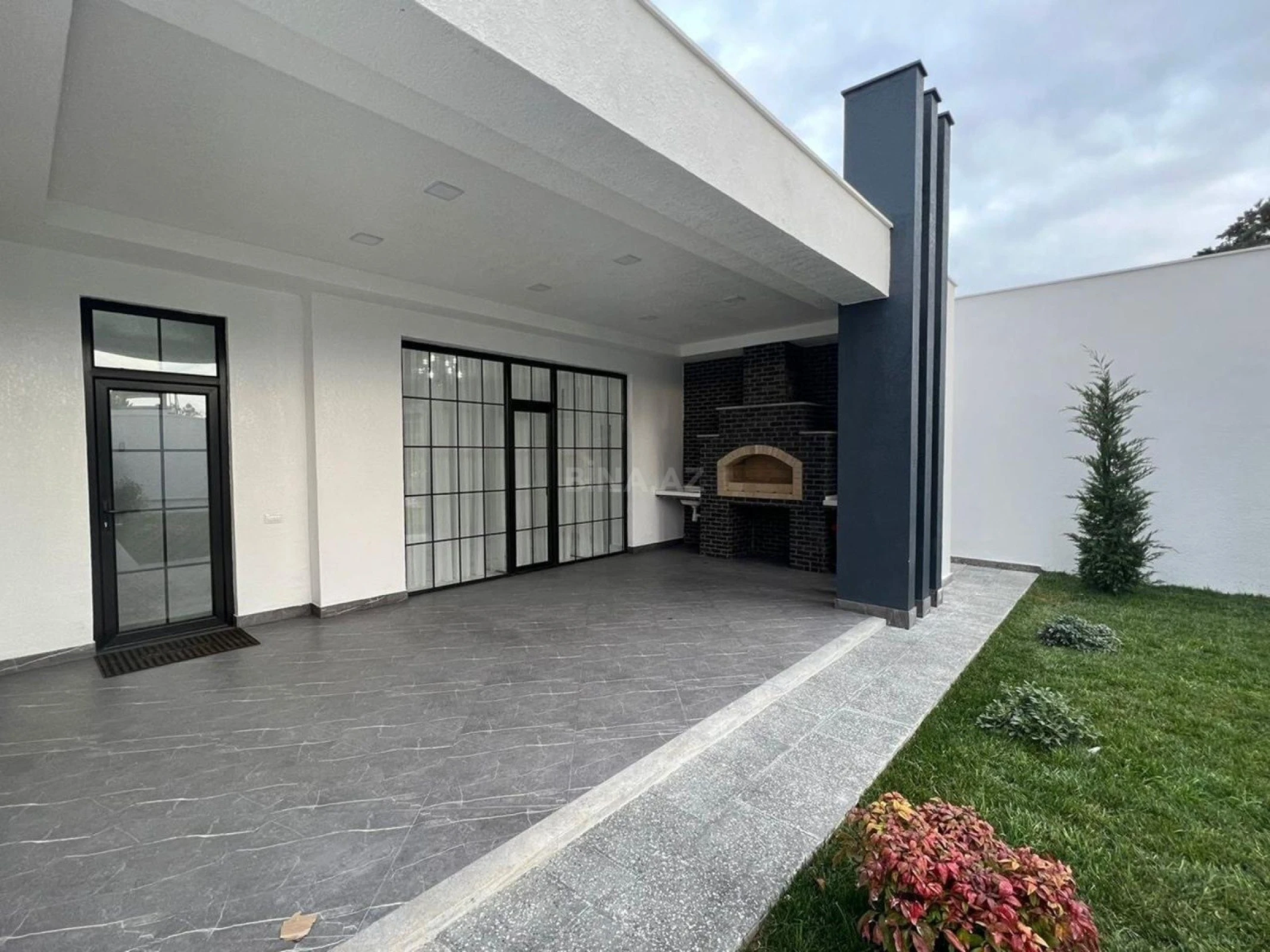 Kirayə verilir 3 otaqlı həyət evi 180 m²