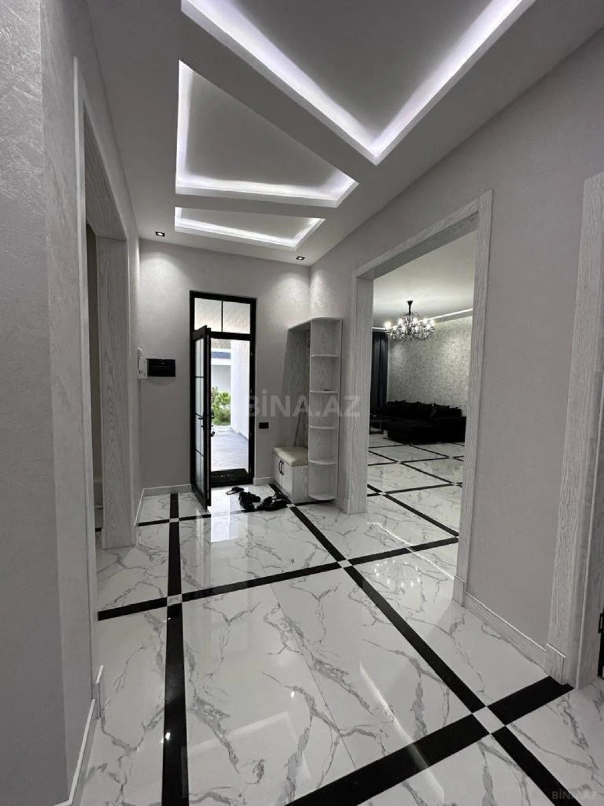 Kirayə verilir 3 otaqlı həyət evi 180 m²