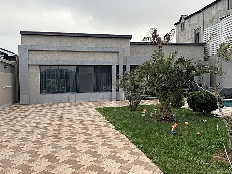 Kirayə verilir 5 otaqlı həyət evi 300 m²