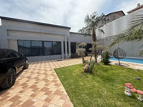 Kirayə verilir 5 otaqlı həyət evi 300 m²