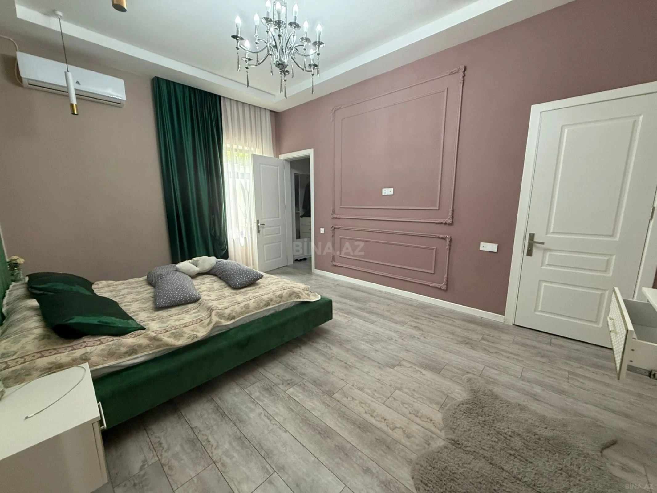 Kirayə verilir 5 otaqlı həyət evi 300 m²