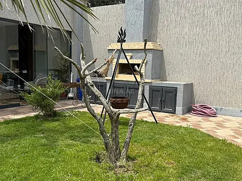 Kirayə verilir 5 otaqlı həyət evi 300 m²