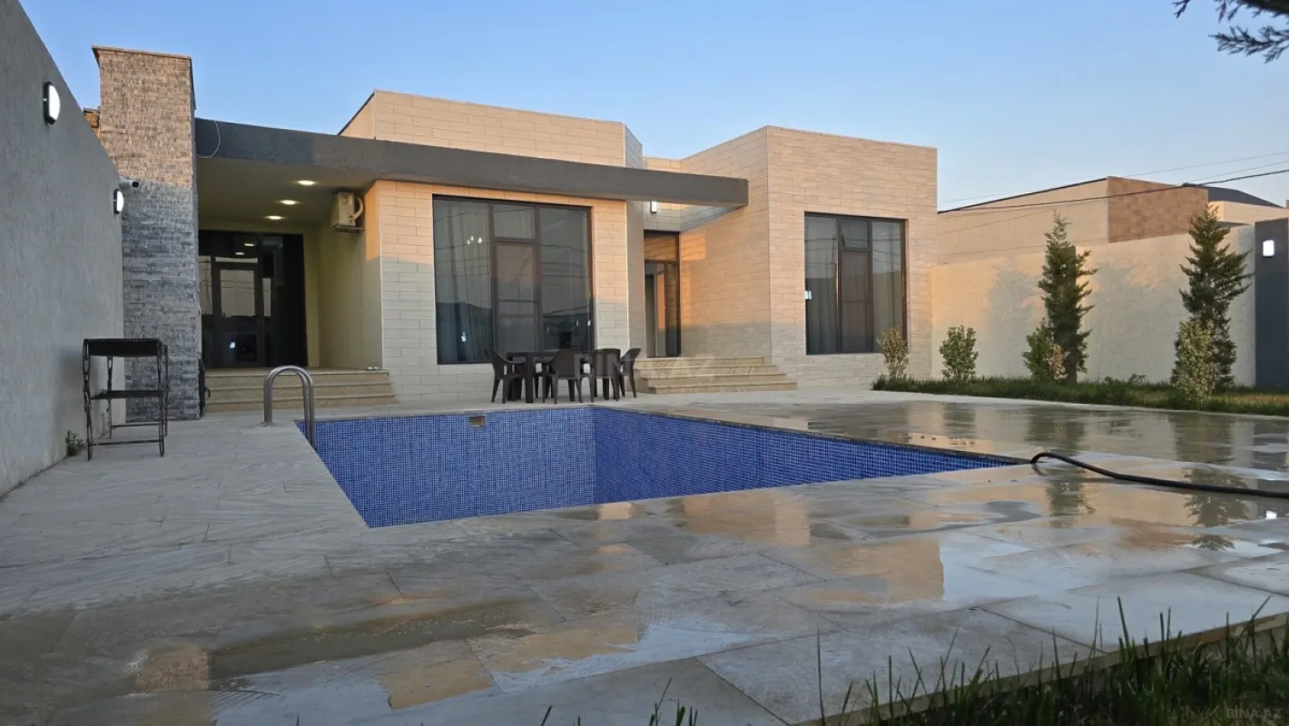 Kirayə verilir 4 otaqlı həyət evi 220 m²