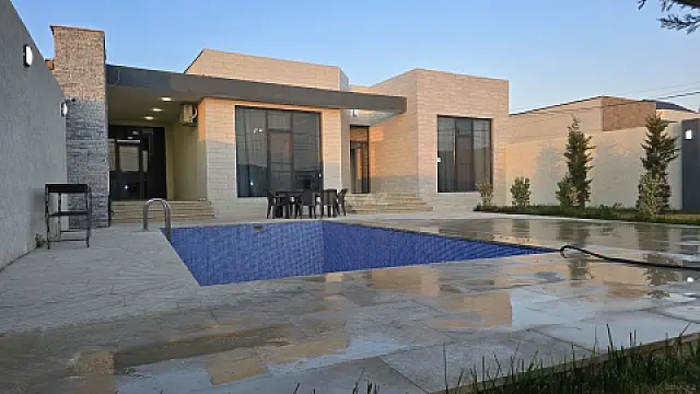 Kirayə verilir 4 otaqlı həyət evi 220 m²