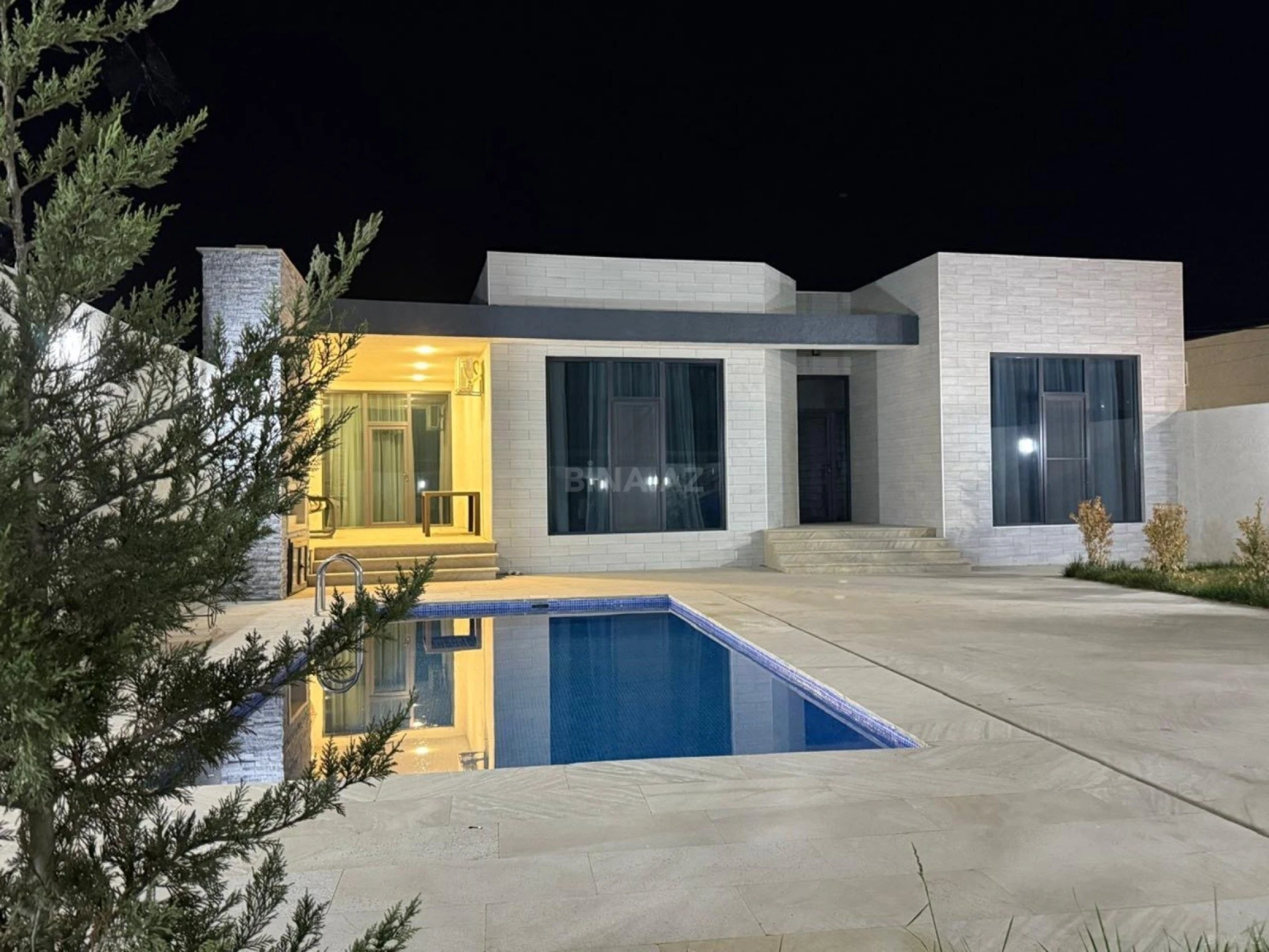 Kirayə verilir 4 otaqlı həyət evi 220 m²