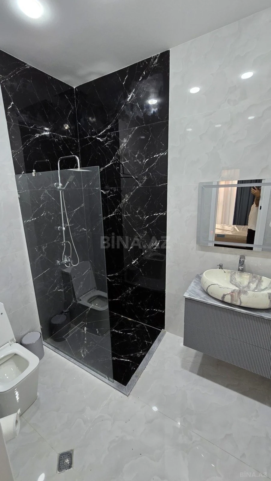 Kirayə verilir 4 otaqlı həyət evi 220 m²
