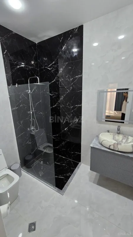 Kirayə verilir 4 otaqlı həyət evi 220 m²