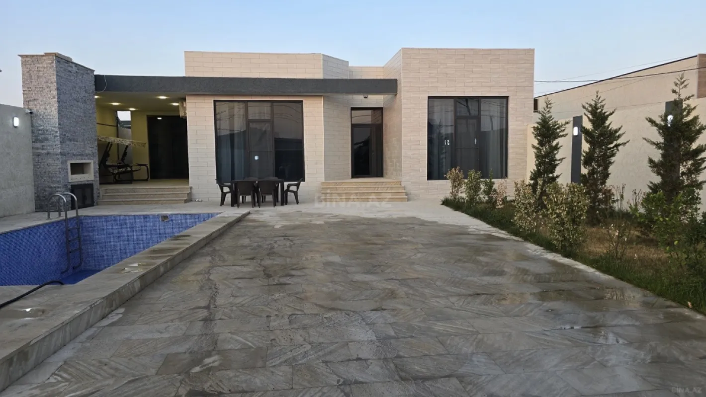 Kirayə verilir 4 otaqlı həyət evi 220 m²