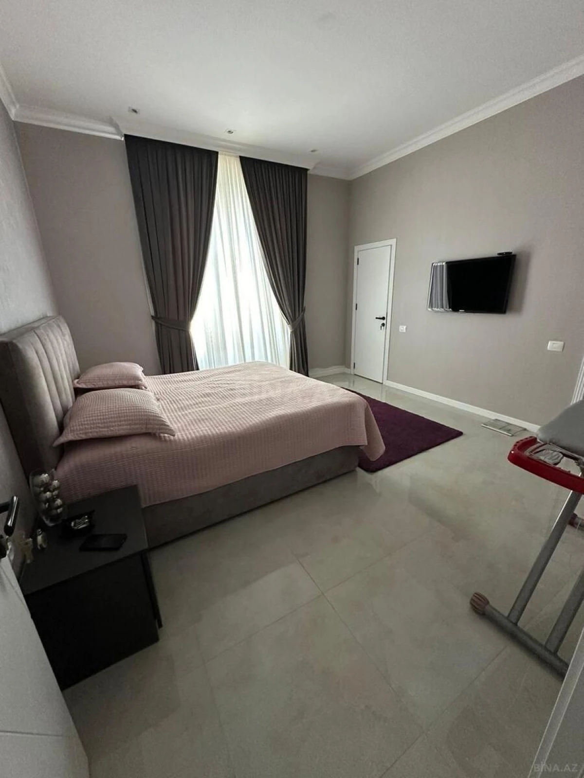 Kirayə verilir 4 otaqlı həyət evi 240 m²