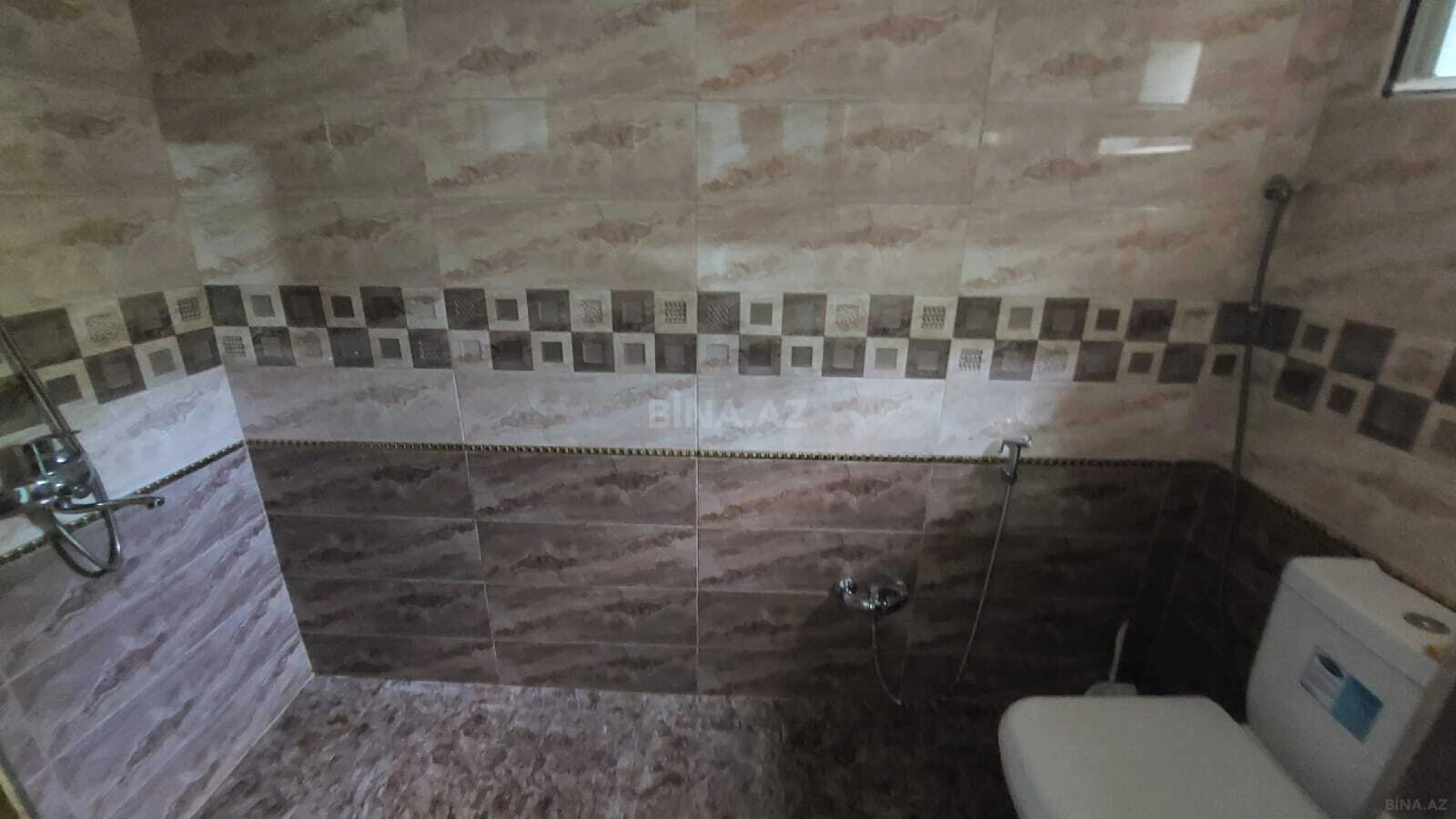 Satılır 4 otaqlı həyət evi 90 m²