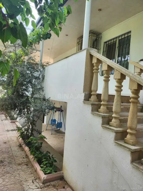 Satılır 4 otaqlı həyət evi 90 m²